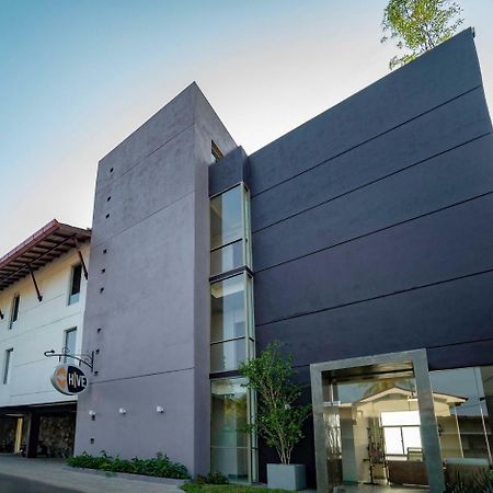 Hive 68 - Hotel And Resorts Negombo Exterior foto