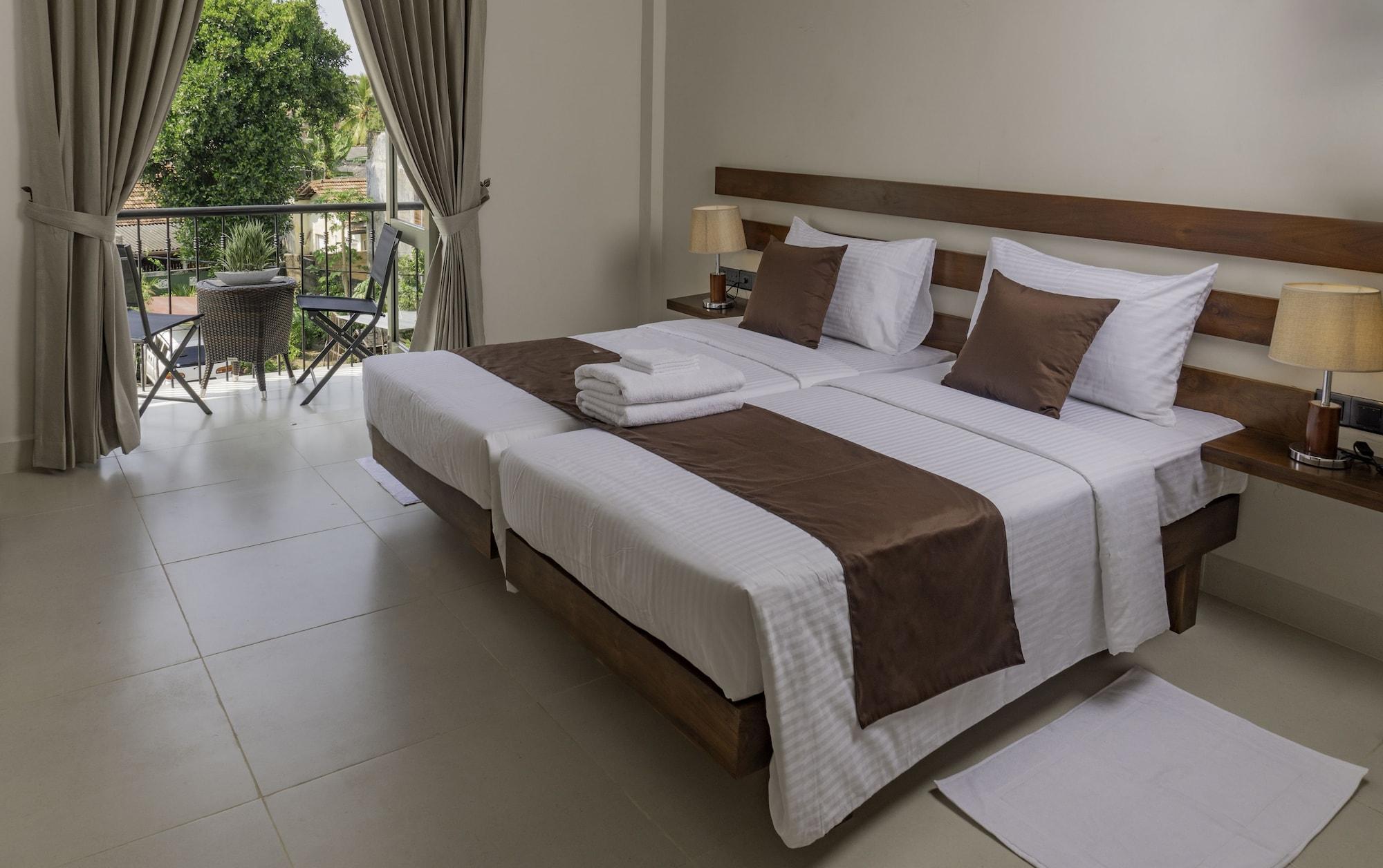Hive 68 - Hotel And Resorts Negombo Exterior foto