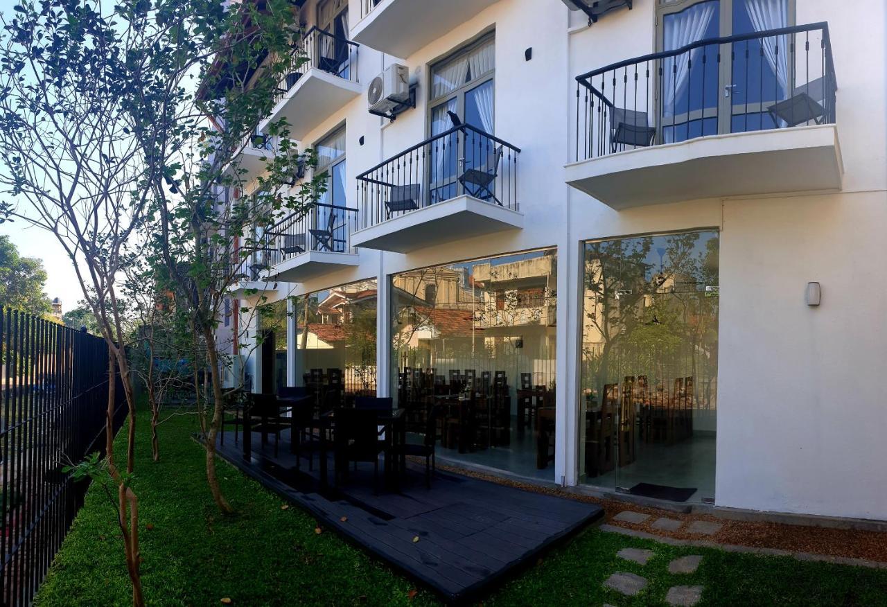 Hive 68 - Hotel And Resorts Negombo Exterior foto