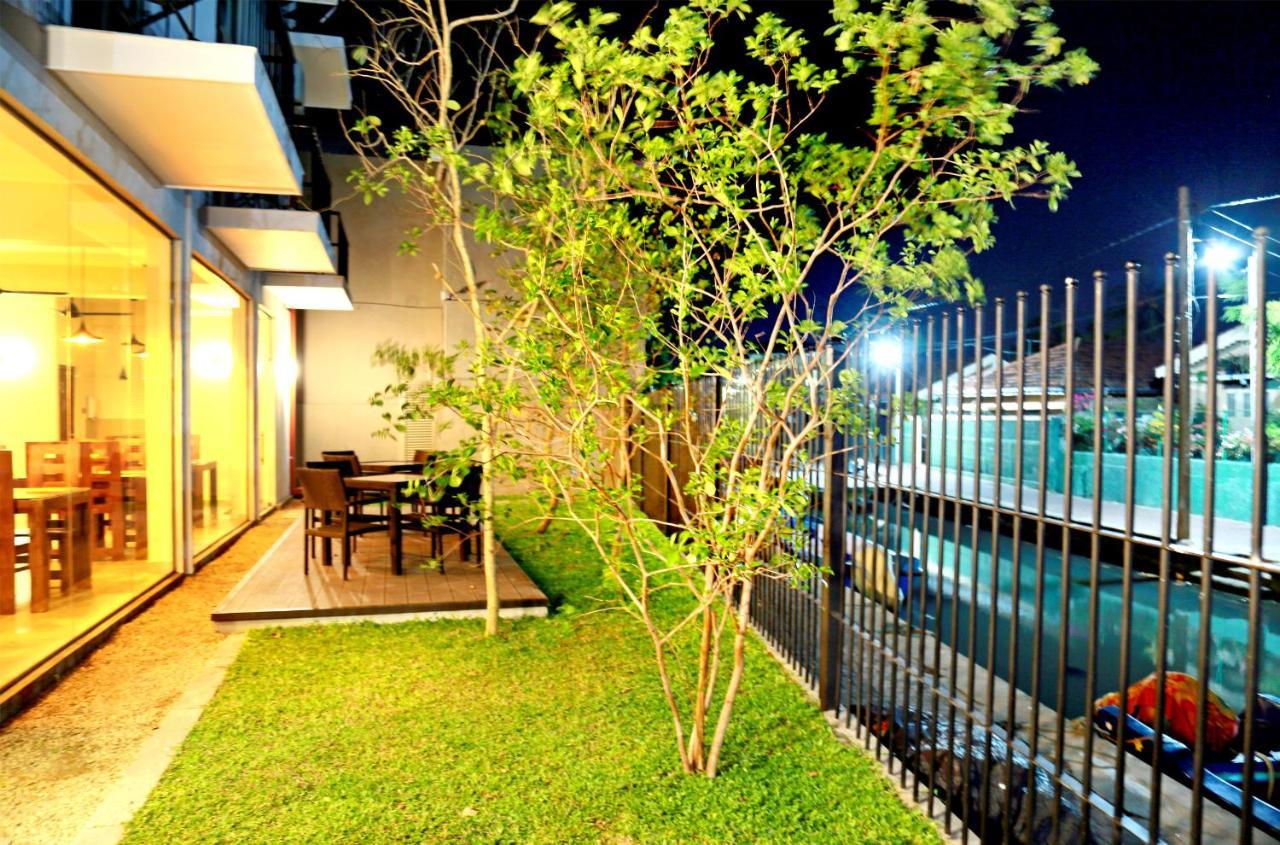 Hive 68 - Hotel And Resorts Negombo Exterior foto