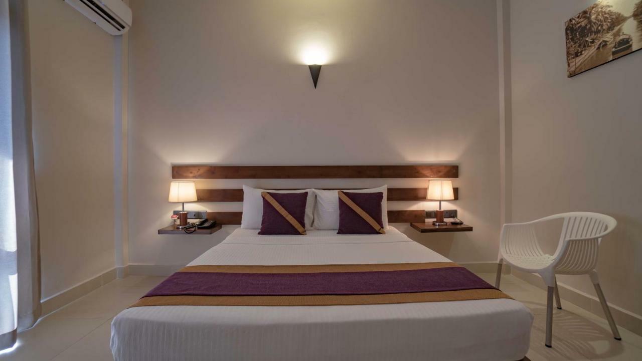 Hive 68 - Hotel And Resorts Negombo Exterior foto